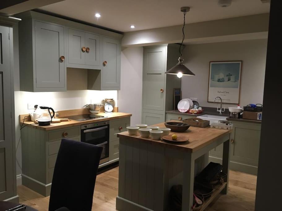 St Anthony'S, Bright Perkily Decorated 3 Bedroom House Ampleforth Exterior photo